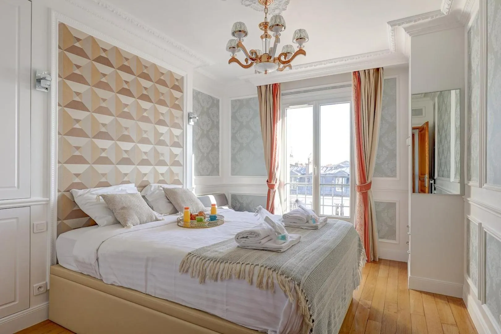 658 Estelle - Luxury
