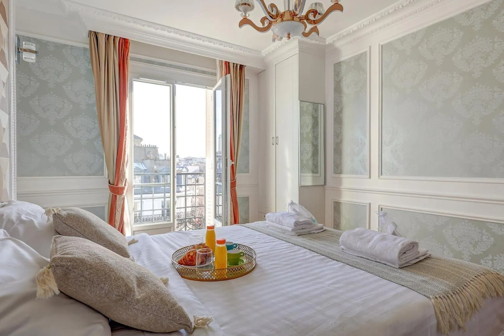 658 Estelle - Luxury